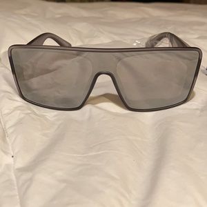Over sized Women / Unisex sunglasses